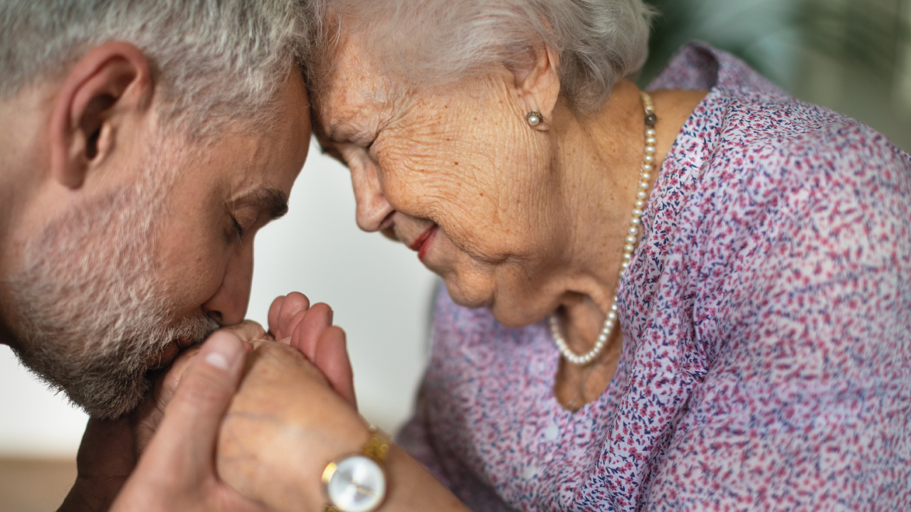 Depression in the elderly: the invisible pain we should not ignore